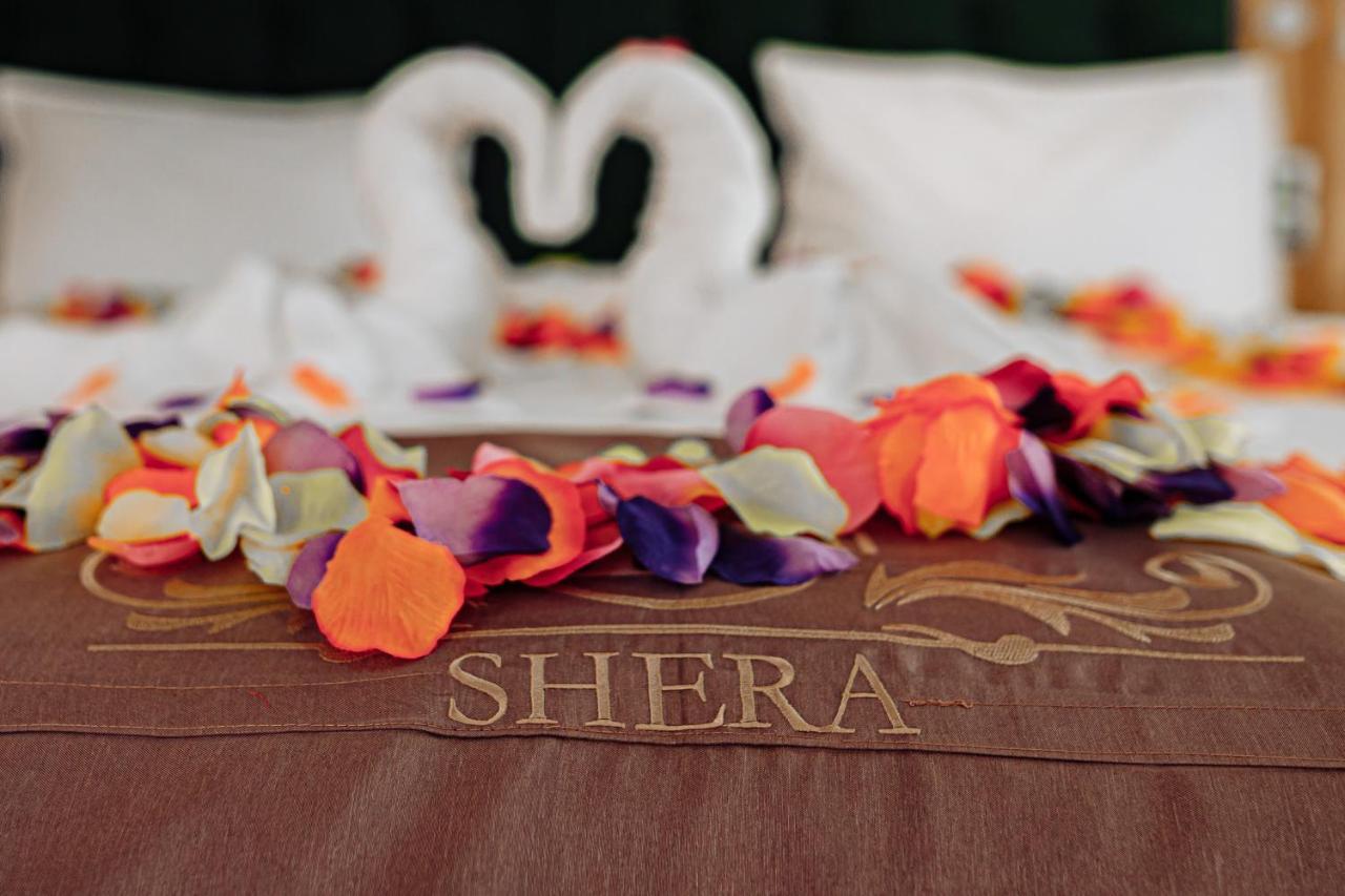 Shera Park Boutique Hotel Almaty Exterior foto
